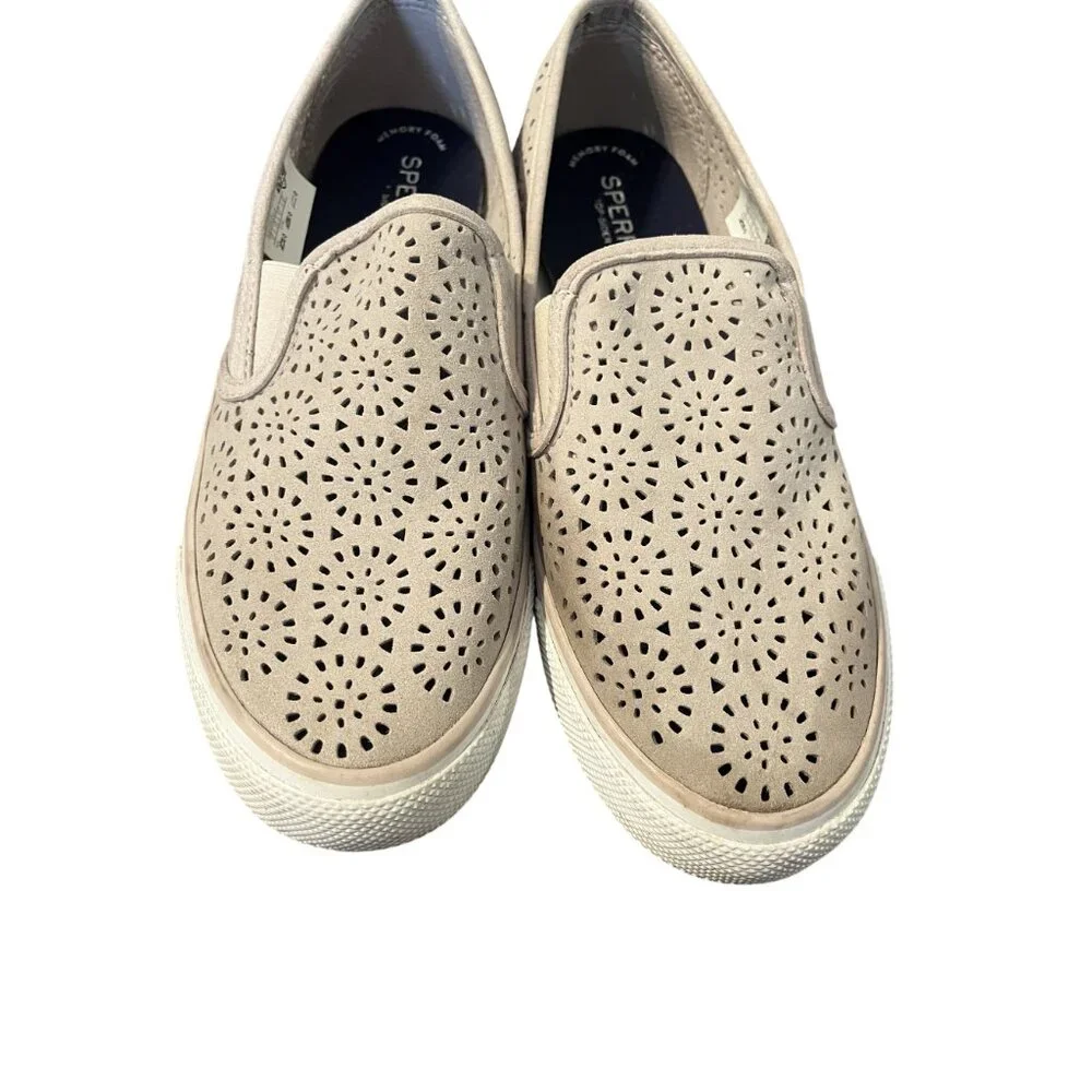 Sperry Leather Slip On Sneaker 10 Seaside Coastal Nautical Preppy Resort Beach